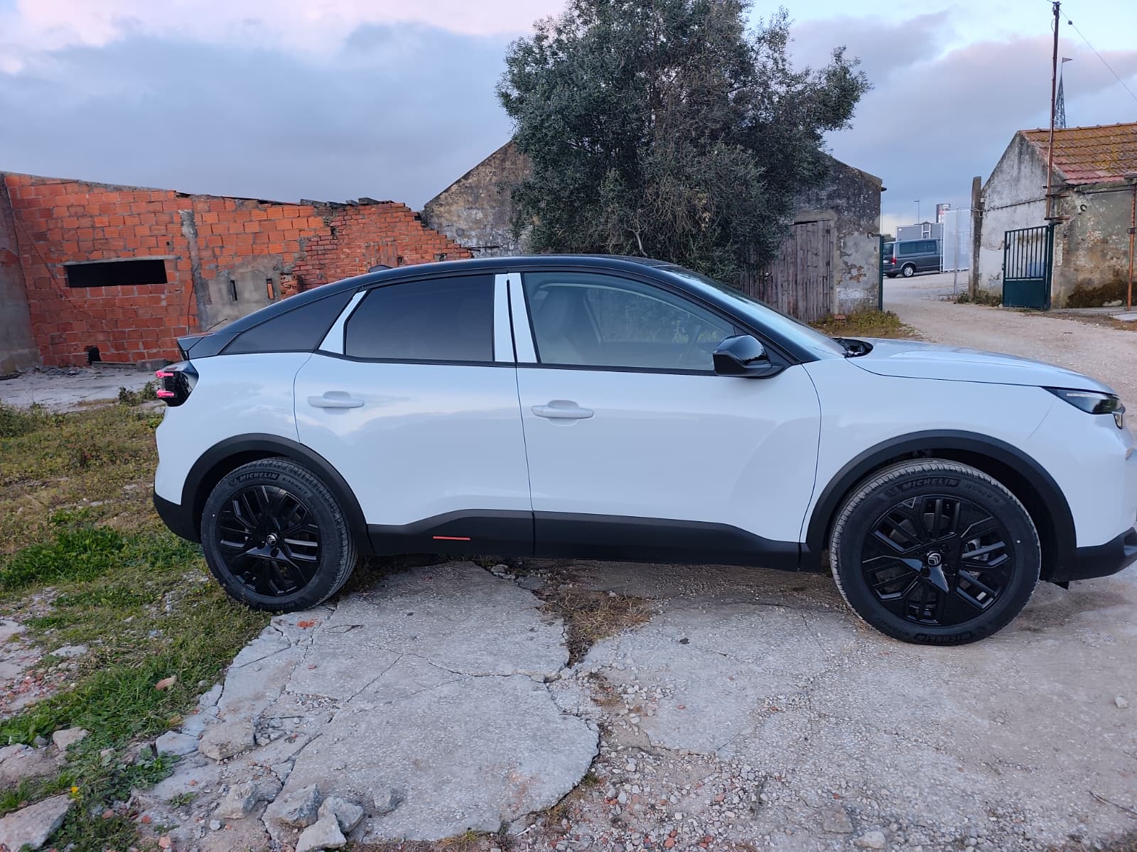 Citroën ë‑C4 100% Elétrico – Autonomia 420 km – Novo