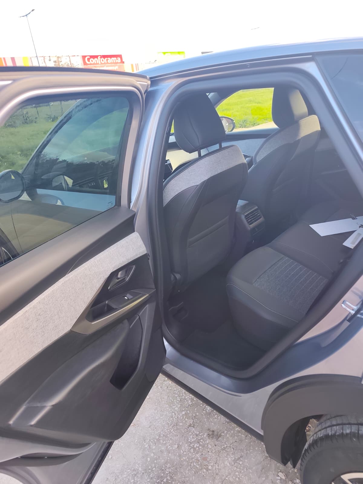 Peugeot 3008 Hybrid 2025 – Como Novo