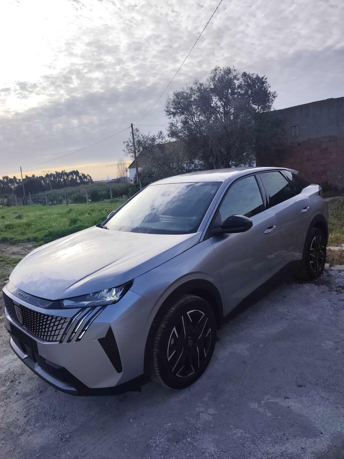 Peugeot 3008 Hybrid 2025 – Como Novo