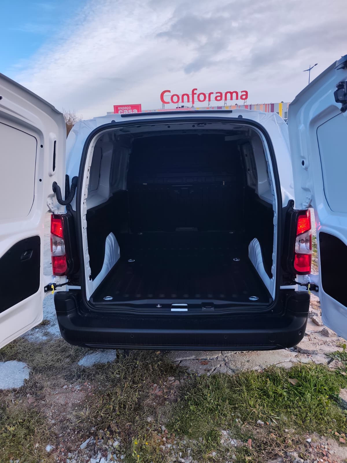 Fiat Doblò 2026 – NOVO (0 km) – 1.5 BlueHDi – 3 Lugares