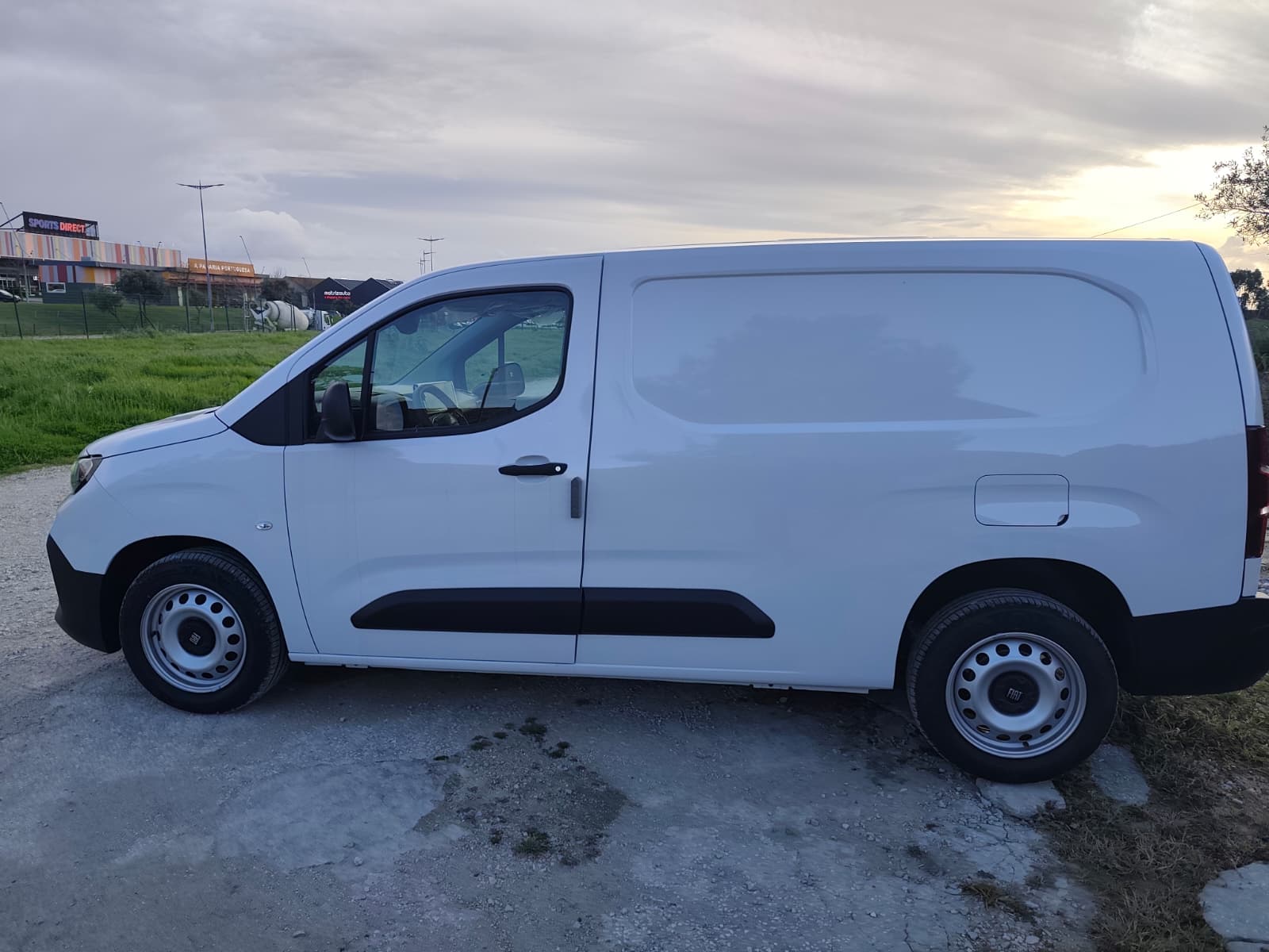 Fiat Doblò 2026 – NOVO (0 km) – 1.5 BlueHDi – 3 Lugares