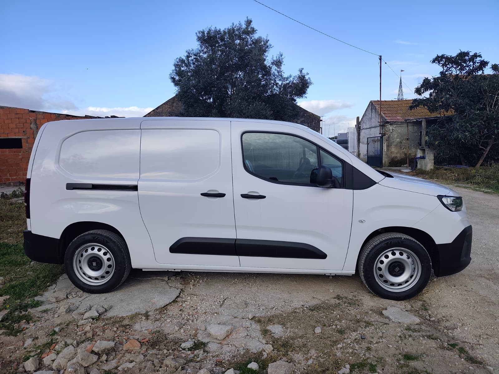 Fiat Doblò 2026 – NOVO (0 km) – 1.5 BlueHDi – 3 Lugares