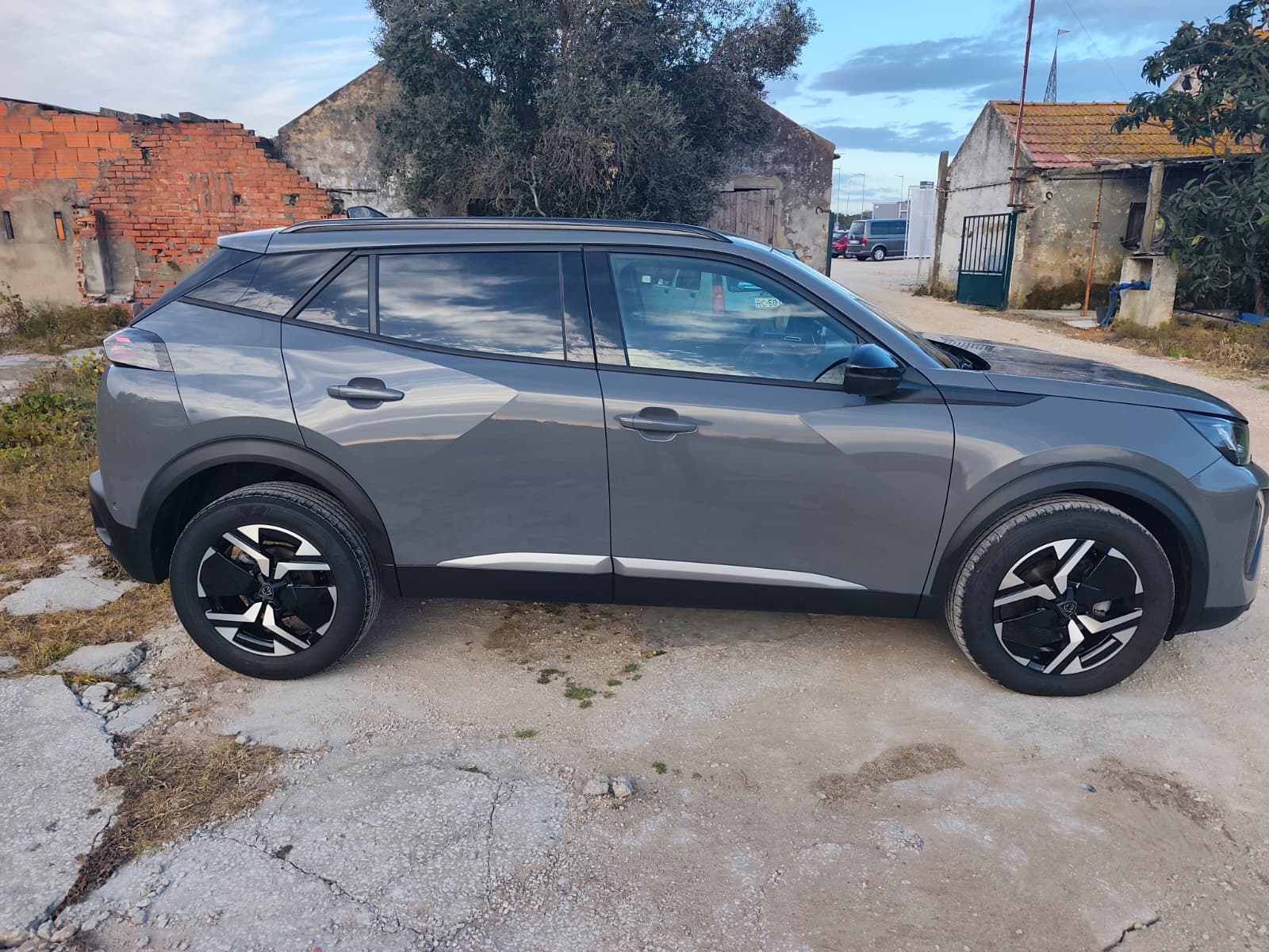 Peugeot 2008 1.2 PureTech Allure Pack